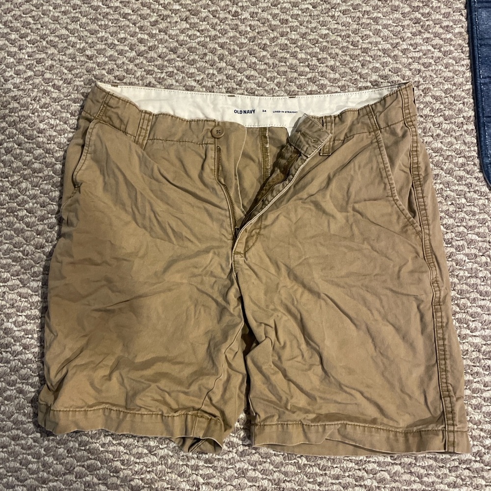 Men’s shorts straight style